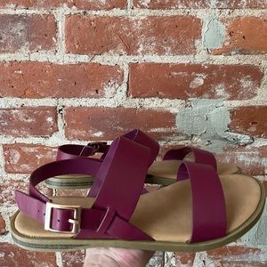 Lavine sandal by Journee Collection
